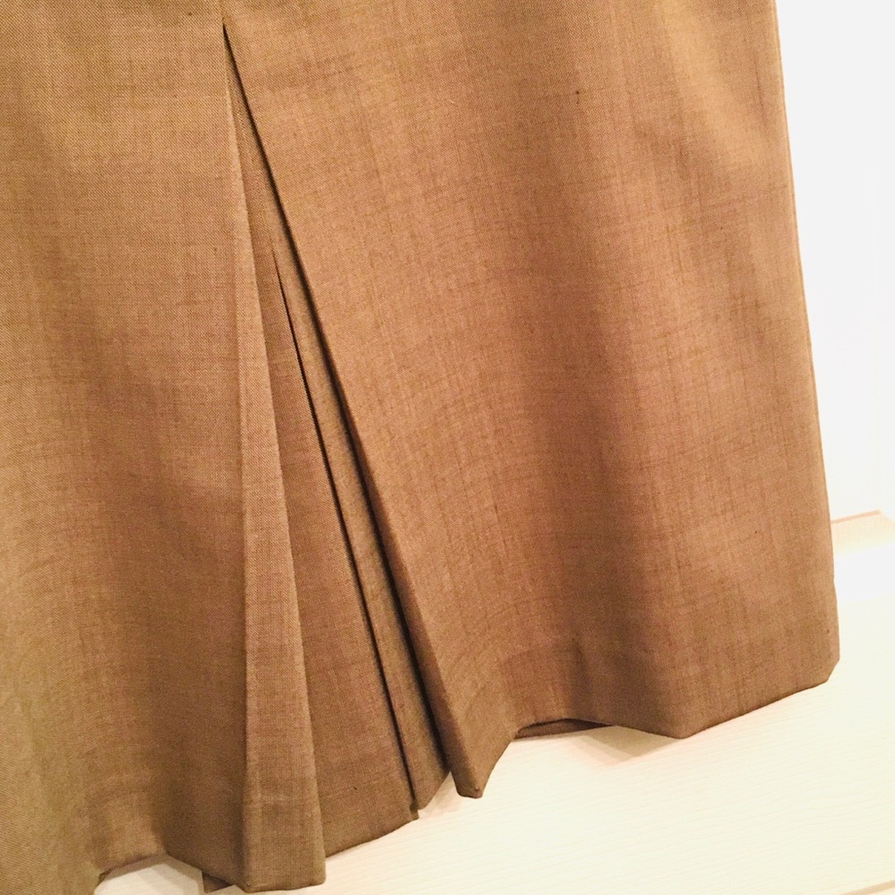 Stylish Banana Republic Skirt / Blazer Suit Size 2 ❤️ - Picture 5 of 9
